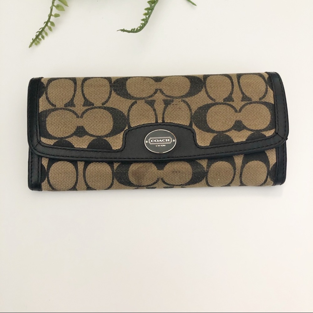 ‼️SOLD‼️🌵Coach Wallet🌵